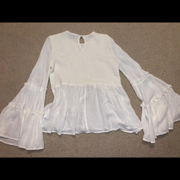 Medium American Eagle white blouse - Picture 4 of 6